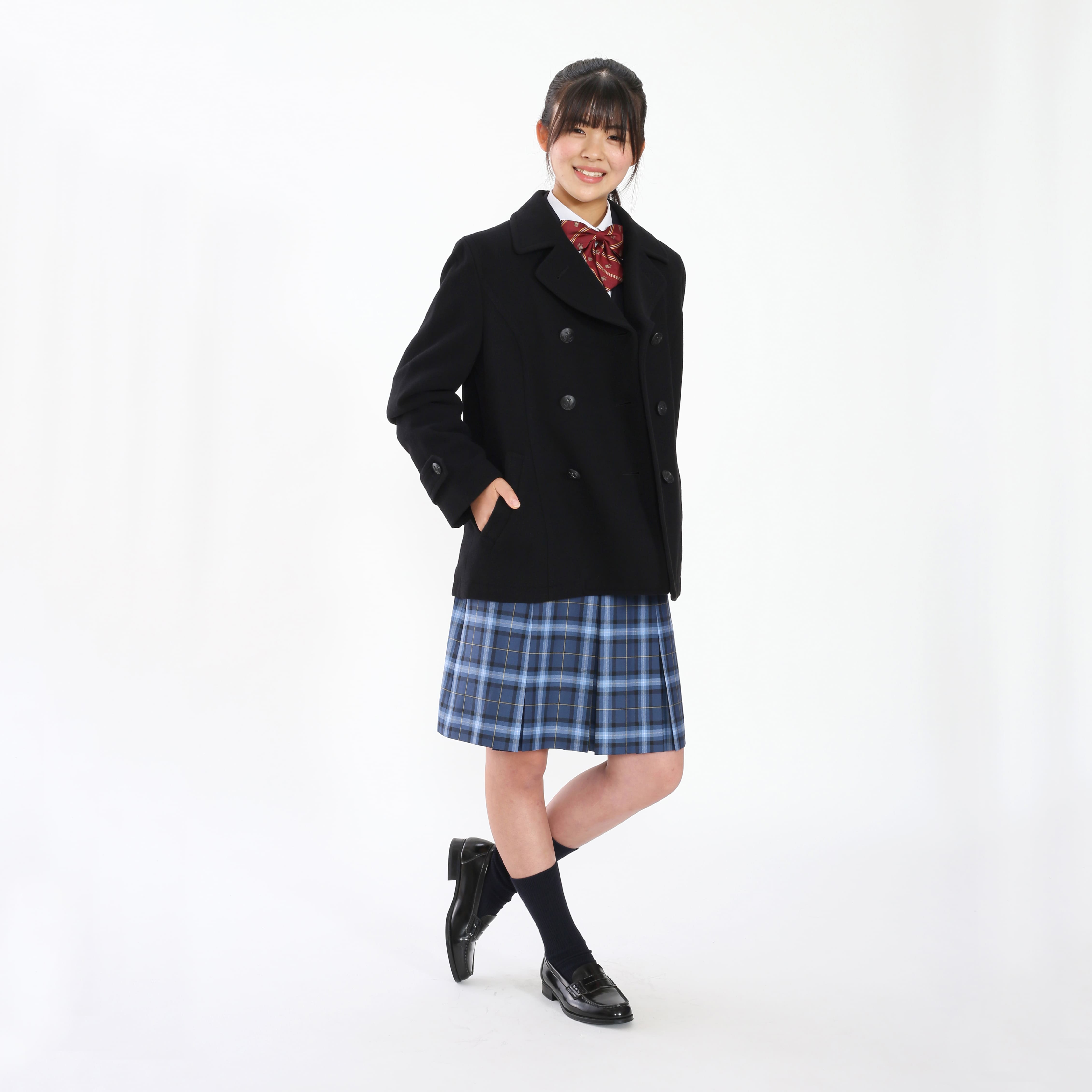 トンボ学生服　VARSITYMATEの女子用ピーコート　紺色
