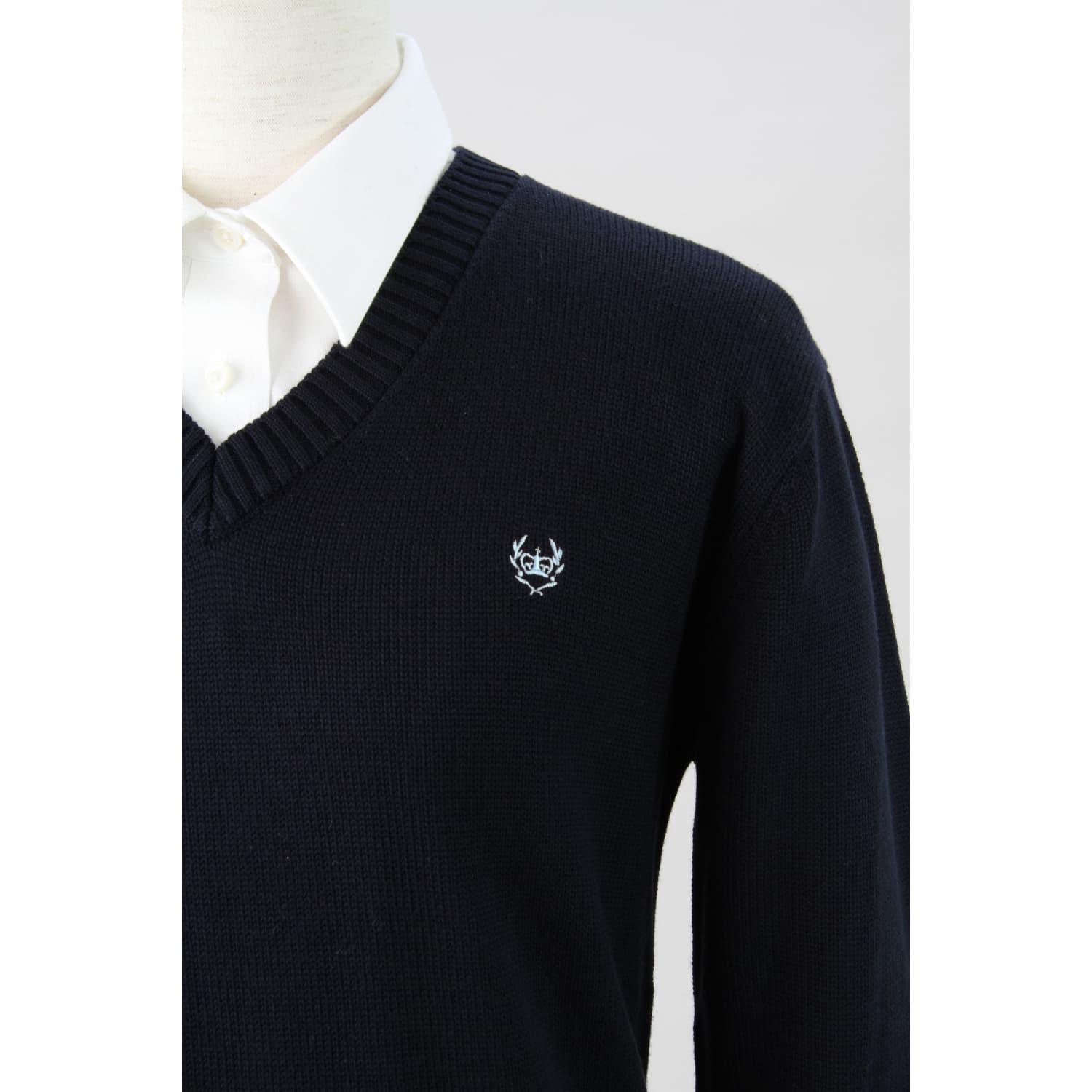 クラウン刺繍綿混8Gセーター(M ライトグレー×ネイビー刺繍): オリーブデオリーブスクール【トンボ公式オンラインモール】